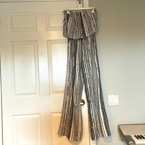 Pattern Jumpsuit with Pockets!